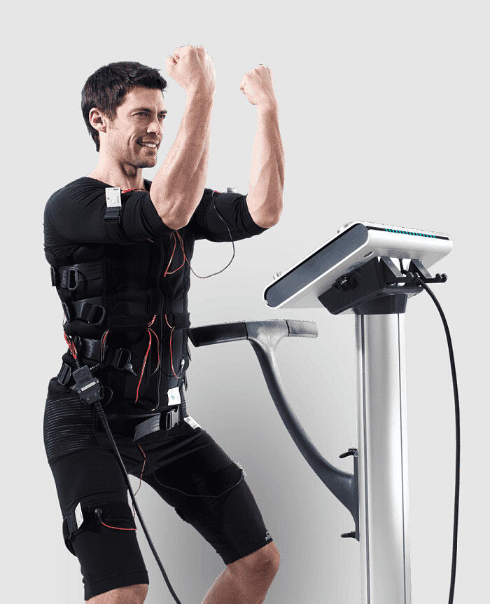 2 people doing EMS personal training session in Canterbury.